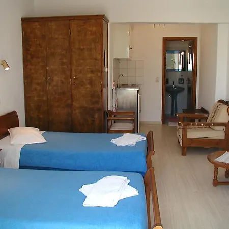 Eleni's Ornos (Mykonos)